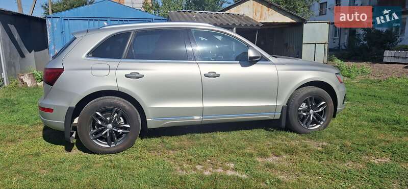 Внедорожник / Кроссовер Audi Q5 2015 в Теофиполе фото 5 Внедорожник / Кроссовер Audi Q5 2015 в Теофиполе