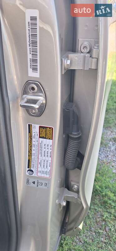 Внедорожник / Кроссовер Audi Q5 2015 в Теофиполе фото 29 Внедорожник / Кроссовер Audi Q5 2015 в Теофиполе