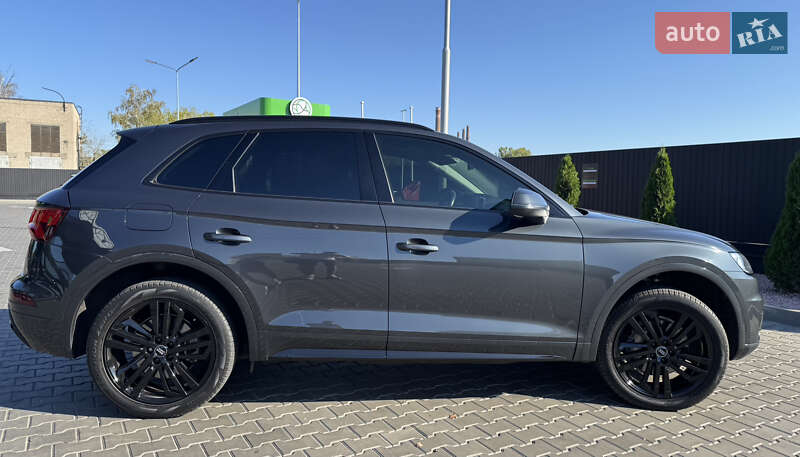 Внедорожник / Кроссовер Audi Q5 2018 в Днепре