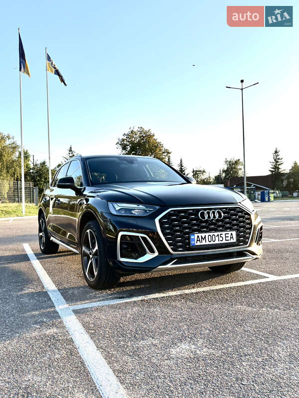 Внедорожник / Кроссовер Audi Q5 2021 в Житомире