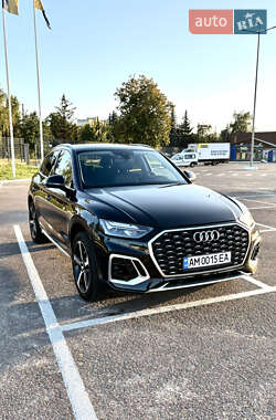 Внедорожник / Кроссовер Audi Q5 2021 в 