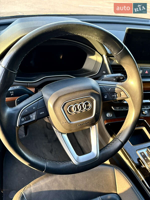 Внедорожник / Кроссовер Audi Q5 2021 в Житомире