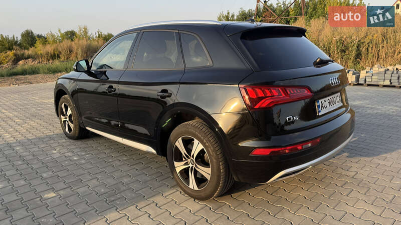 Внедорожник / Кроссовер Audi Q5 2018 в Луцке
