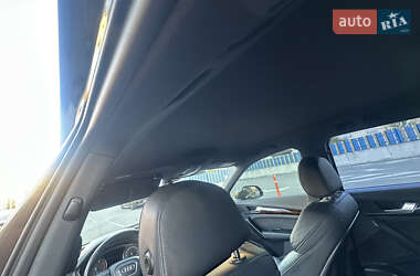 Внедорожник / Кроссовер Audi Q5 2017 в 