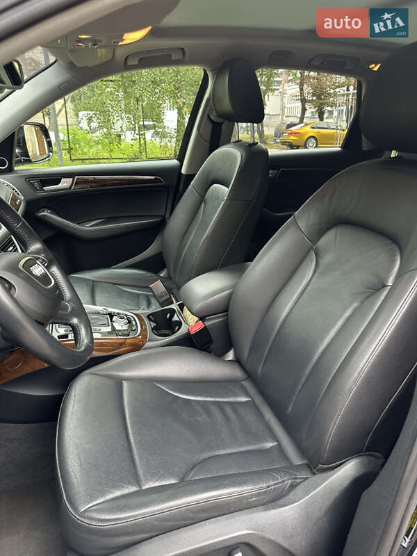 Позашляховик / Кросовер Audi Q5 2015 в Львові