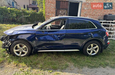 Внедорожник / Кроссовер Audi Q5 2018 в 