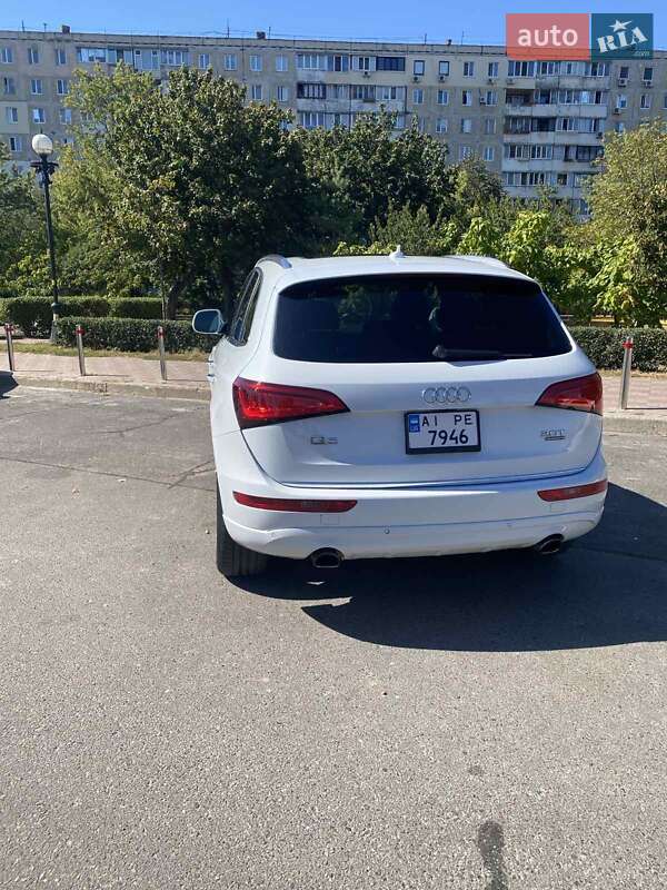 Внедорожник / Кроссовер Audi Q5 2016 в Киеве