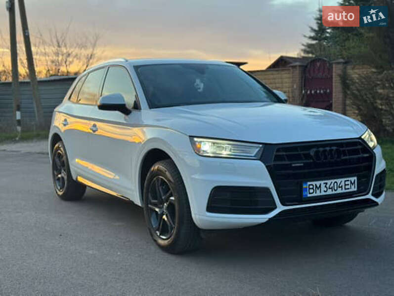 Позашляховик / Кросовер Audi Q5 2017 в Сумах