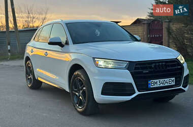 Внедорожник / Кроссовер Audi Q5 2017 в 