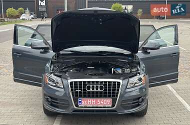 Внедорожник / Кроссовер Audi Q5 2011 в 