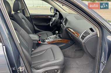 Внедорожник / Кроссовер Audi Q5 2011 в 