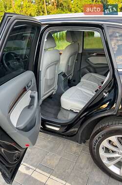 Внедорожник / Кроссовер Audi Q5 2015 в 