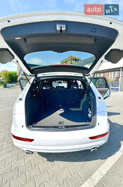 Внедорожник / Кроссовер Audi Q5 2015 в 