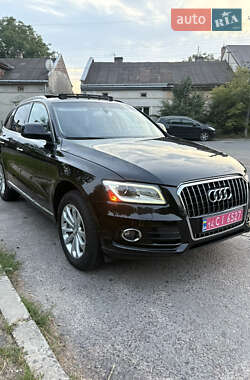 Внедорожник / Кроссовер Audi Q5 2015 в 