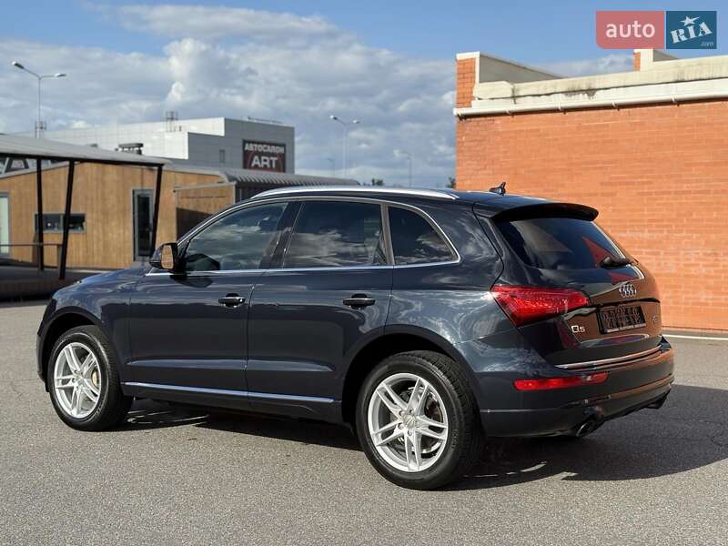Внедорожник / Кроссовер Audi Q5 2016 в Киеве