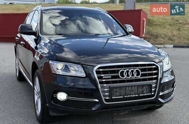 Внедорожник / Кроссовер Audi Q5 2016 в 