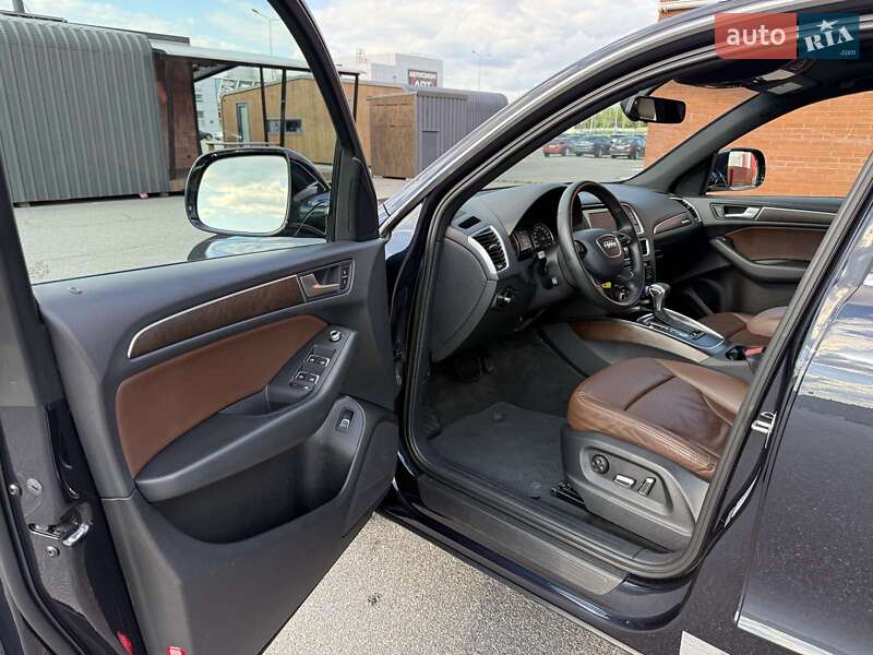 Внедорожник / Кроссовер Audi Q5 2016 в Киеве