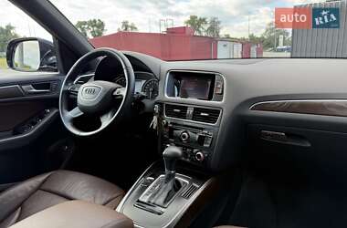Внедорожник / Кроссовер Audi Q5 2016 в 
