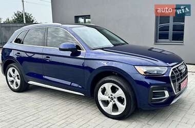 Внедорожник / Кроссовер Audi Q5 2021 в 