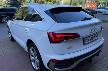 Позашляховик / Кросовер Audi Q5 2021 в 
