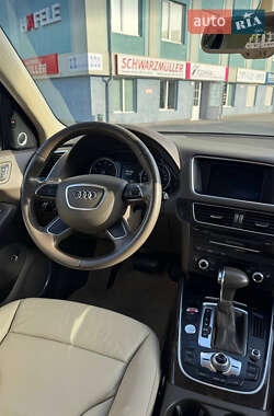 Позашляховик / Кросовер Audi Q5 2014 в 