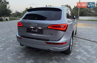 Внедорожник / Кроссовер Audi Q5 2017 в 