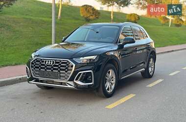 Внедорожник / Кроссовер Audi Q5 2024 в Киеве