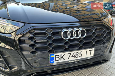 Внедорожник / Кроссовер Audi Q5 2024 в 