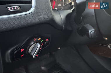 Внедорожник / Кроссовер Audi Q5 2015 в 