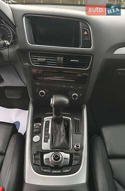 Внедорожник / Кроссовер Audi Q5 2017 в 