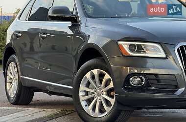 Внедорожник / Кроссовер Audi Q5 2016 в 