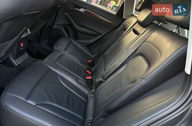 Внедорожник / Кроссовер Audi Q5 2016 в 