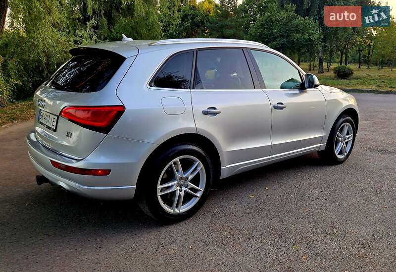 Позашляховик / Кросовер Audi Q5 2014 в Рівному