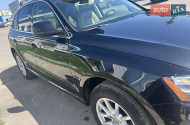 Внедорожник / Кроссовер Audi Q5 2011 в 