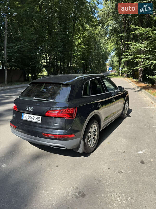 Внедорожник / Кроссовер Audi Q5 2017 в Львове фото 8 Внедорожник / Кроссовер Audi Q5 2017 в Львове