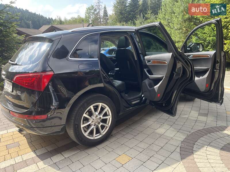 Позашляховик / Кросовер Audi Q5 2011 в Дніпрі