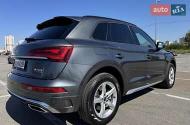 Внедорожник / Кроссовер Audi Q5 2022 в 