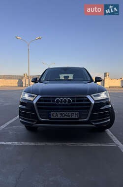 Внедорожник / Кроссовер Audi Q5 2017 в Киеве