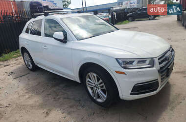 Внедорожник / Кроссовер Audi Q5 2019 в Буче