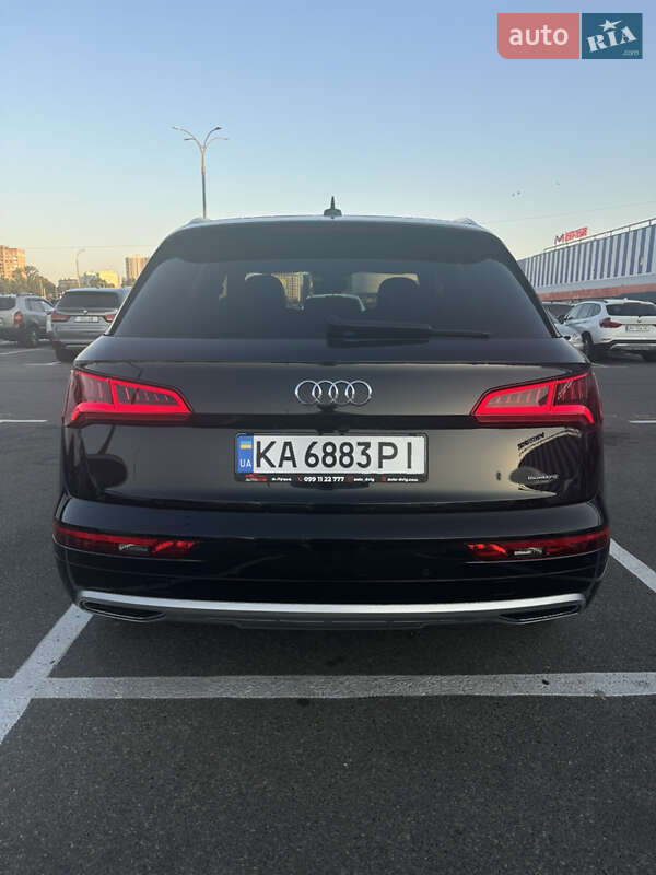 Внедорожник / Кроссовер Audi Q5 2018 в Киеве