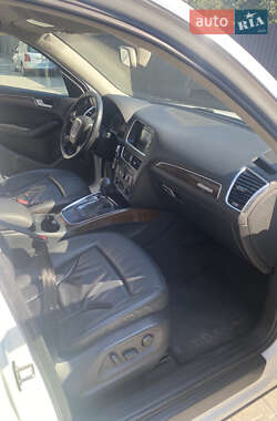 Внедорожник / Кроссовер Audi Q5 2010 в 