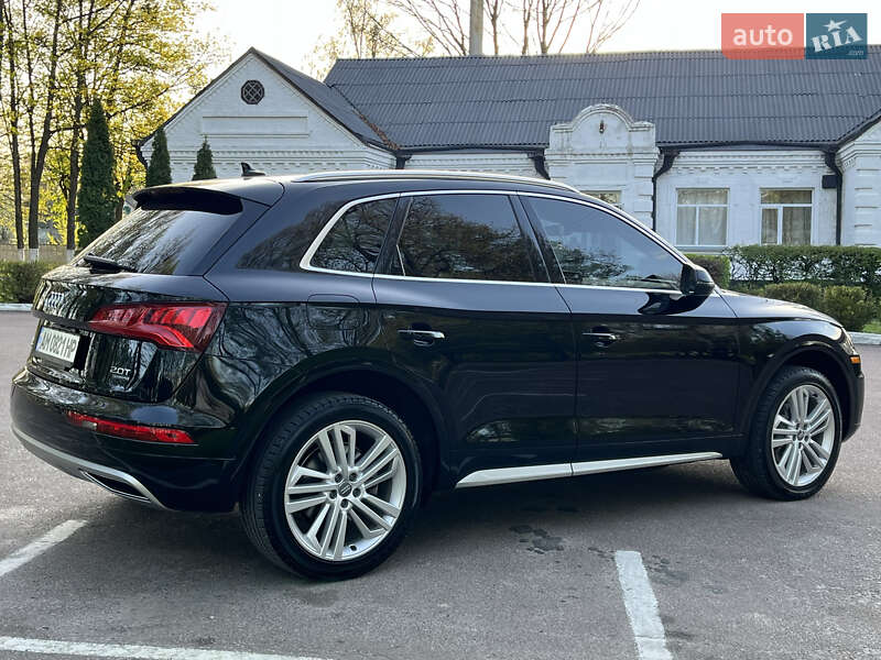 Позашляховик / Кросовер Audi Q5 2018 в Звягелі