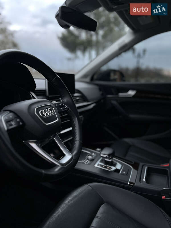 Позашляховик / Кросовер Audi Q5 2018 в Звягелі
