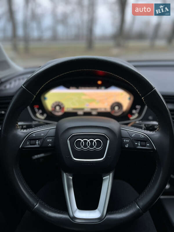 Позашляховик / Кросовер Audi Q5 2018 в Звягелі