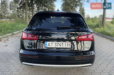 Внедорожник / Кроссовер Audi Q5 2018 в 