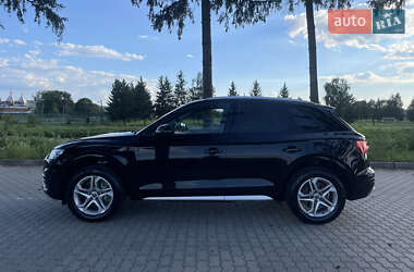 Внедорожник / Кроссовер Audi Q5 2018 в 