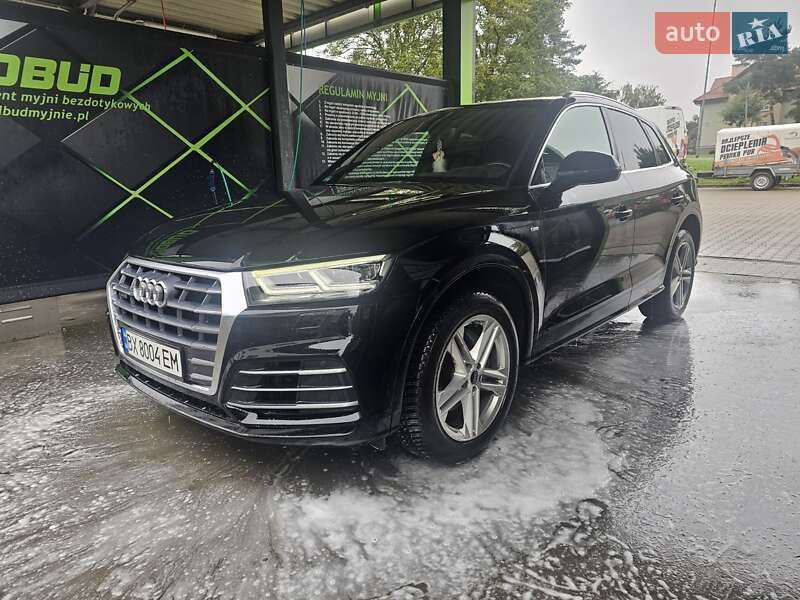 Позашляховик / Кросовер Audi Q5 2020 в Дунаївцях