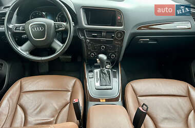 Внедорожник / Кроссовер Audi Q5 2011 в 