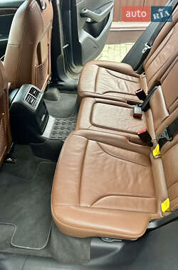 Внедорожник / Кроссовер Audi Q5 2011 в 