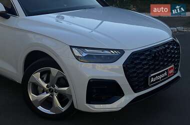 Позашляховик / Кросовер Audi Q5 2021 в 